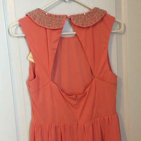 Coral Ina Size L dress with Peter Pan collar - Picture 3 of 4